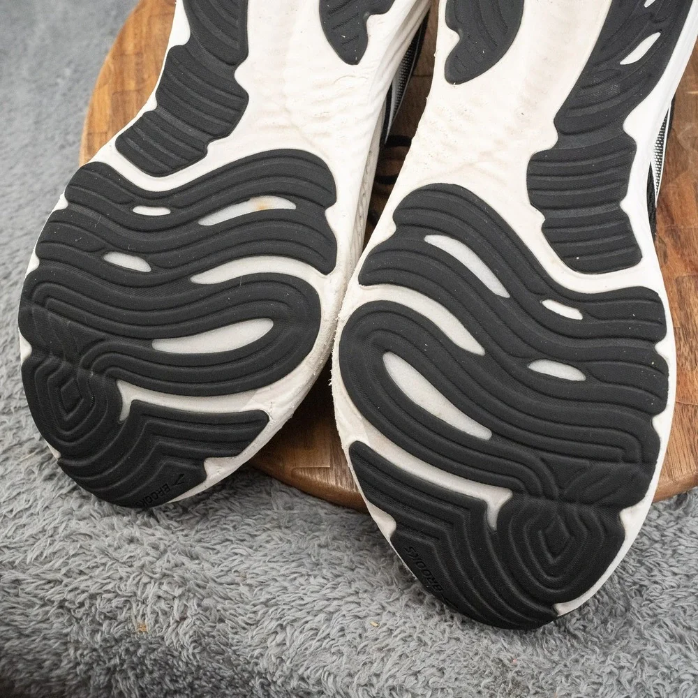 Size 12 D - Men's - Brooks Glycerin GTS 22 Black Grey White Sole